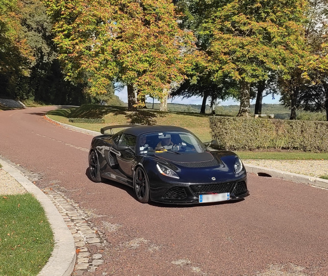 Exige 350 - avant 1.jpg